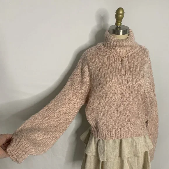 Hollister - Pink Sparkly Chunky Sweater - Picture 2 of 4